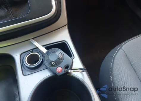 2013 Ford Escape Se z USA, uszkodzony, nr VIN 1FMCU0GX5DUB81935